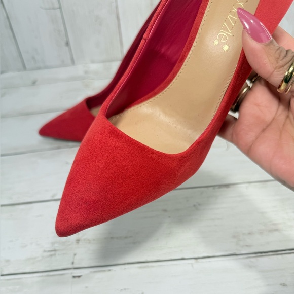 Women's Giselle Shoedazzle, Faux Suede, red Stiletto High Heels Size 7 - Picture 7 of 13
